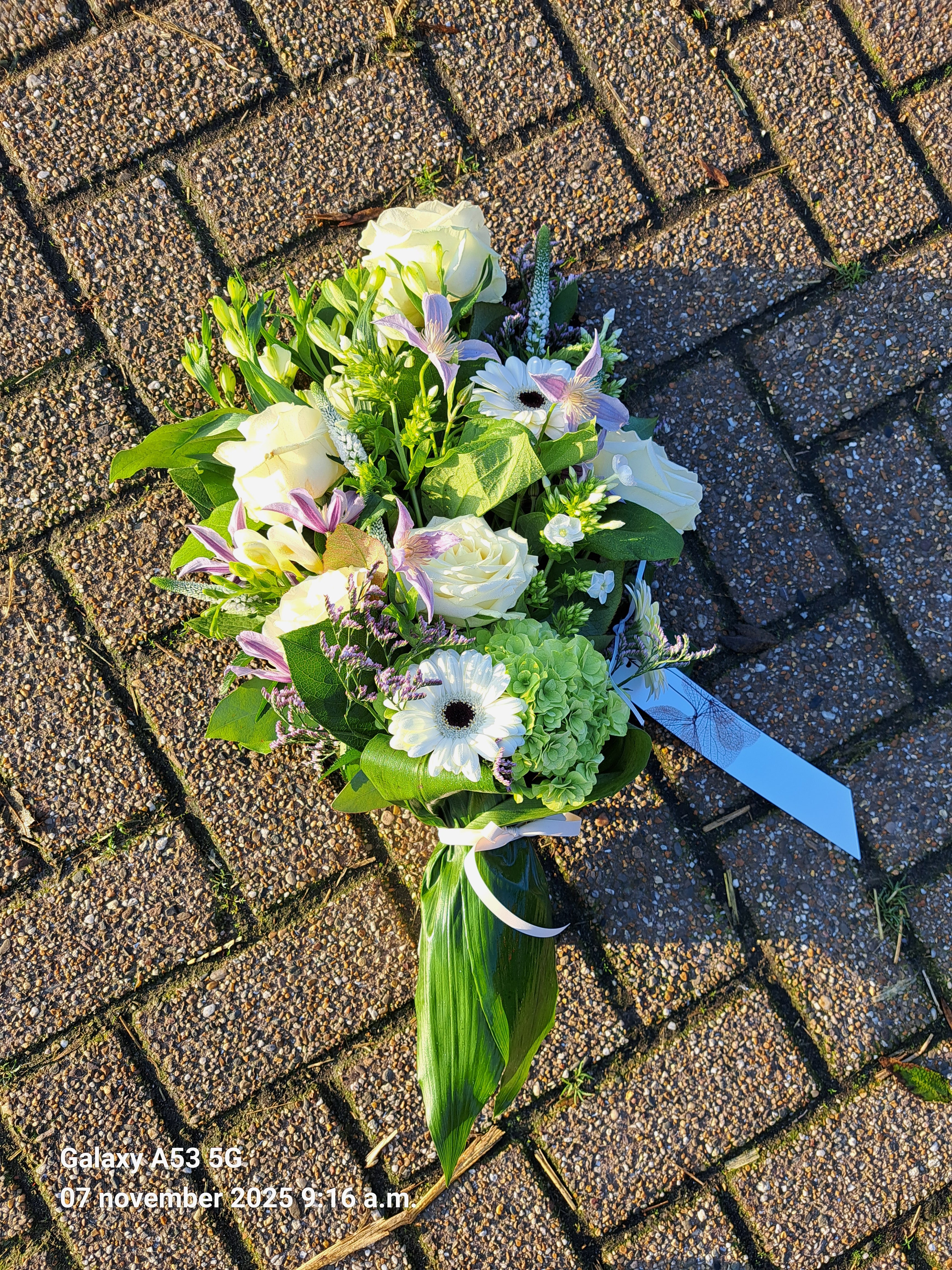 Rouwboeket Witte Sereniteit